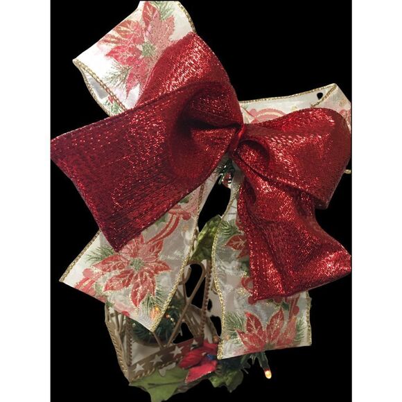 Vintage Lighted Christmas Lantern - Picture 9 of 10